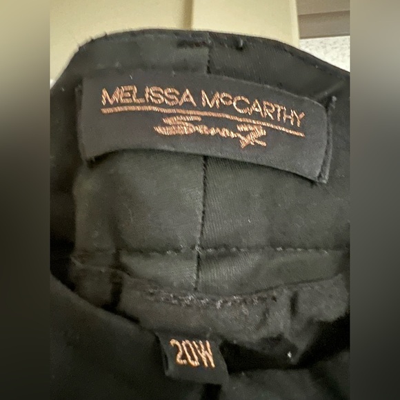 Melissa McCarthy black dress capris - Picture 2 of 3